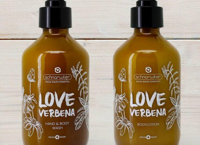 Kosmetikprodukte in Flaschen von Schnarweiler.